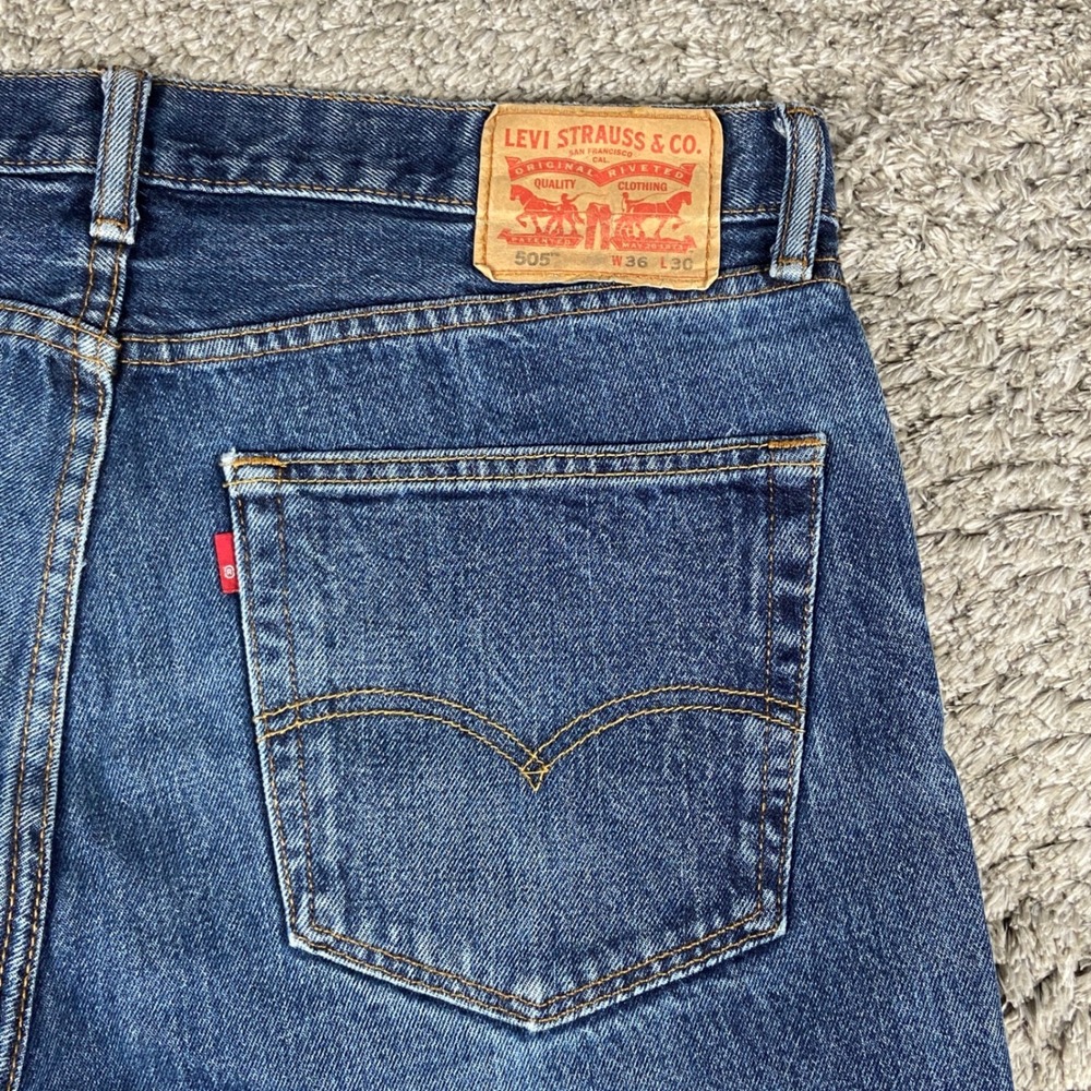 Levis 505 Jeans Men 36x30 Blue Denim Regular Fit Straight Leg Pant Cotton Casual
